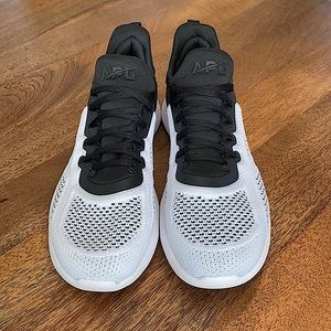 Men’s APL TechLoom Tracer Training Shoes Size 9